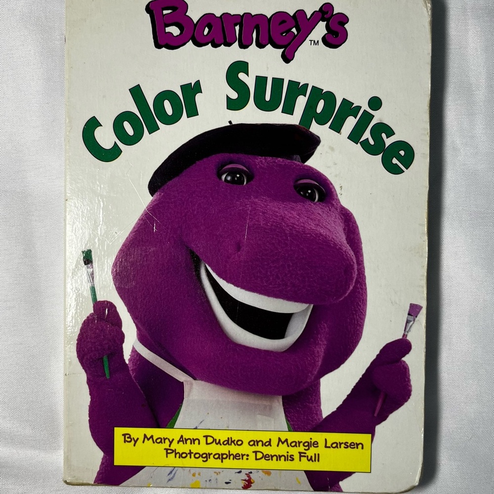 Barney’s Color Surprise Mary Ann Dudko‎ 1993 Hardcover Board Book Lynos